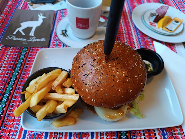 Pansion Lovački - Gastronomija i ugostiteljstvo