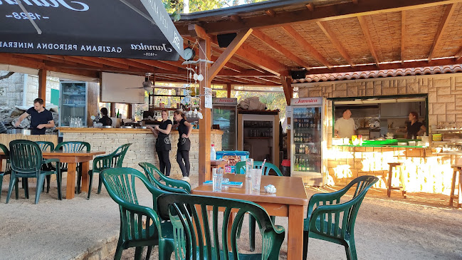 Žal Beach Bar & Kitchen - Gastronomija i ugostiteljstvo