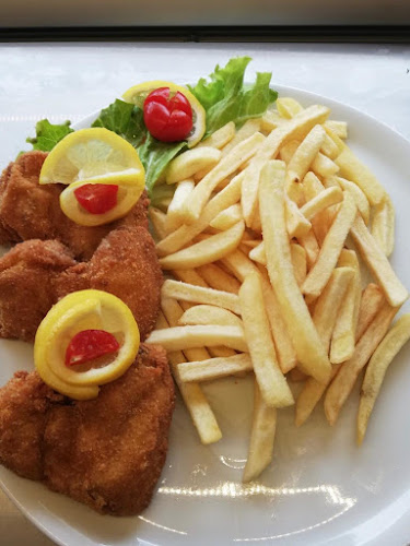 Chicken meal - Gastronomija i ugostiteljstvo