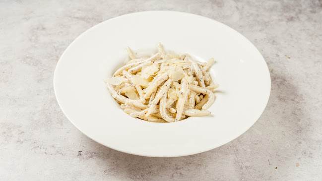 Ul. Šandora Brešćenskog 8, 10410, Velika Gorica