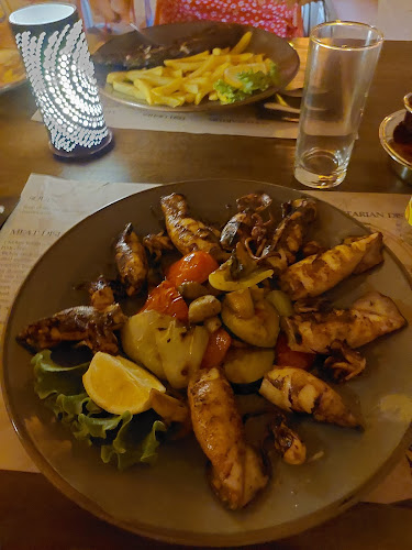 Pirates Kitchen seafood & steak - Omiš