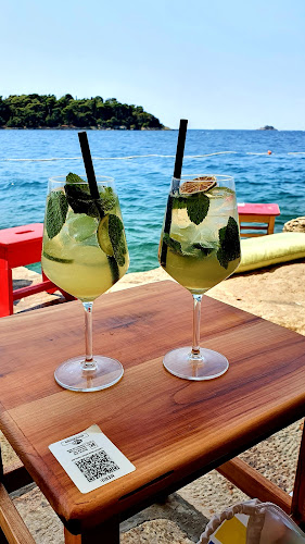 Opinii despre Secret Escape Bar în Rovinj - Gastronomija i ugostiteljstvo