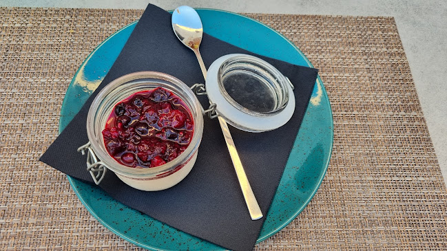 Pizzeria Bistro Peperoncin - Gastronomija i ugostiteljstvo