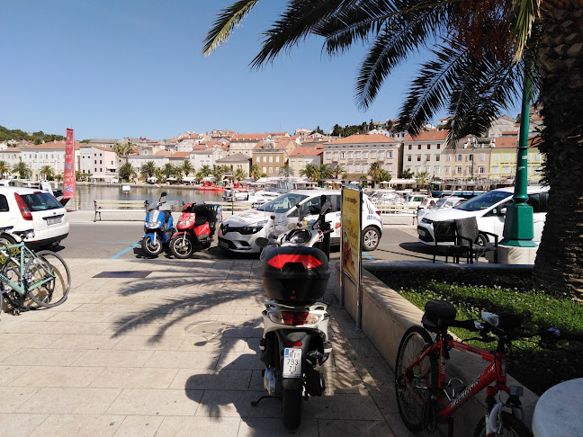 Bulldog II Pizza Cut - Mali Lošinj