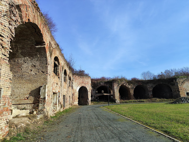 Vukovarska ul. 1, 35000, Slavonski Brod
