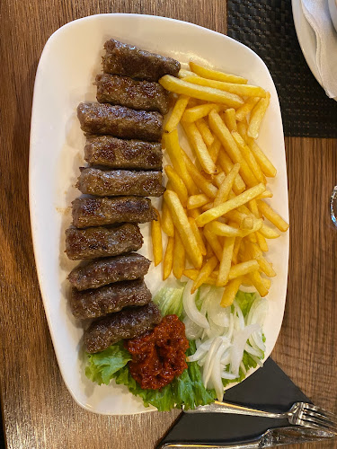 Restoran Mon-Ami - Gastronomija i ugostiteljstvo