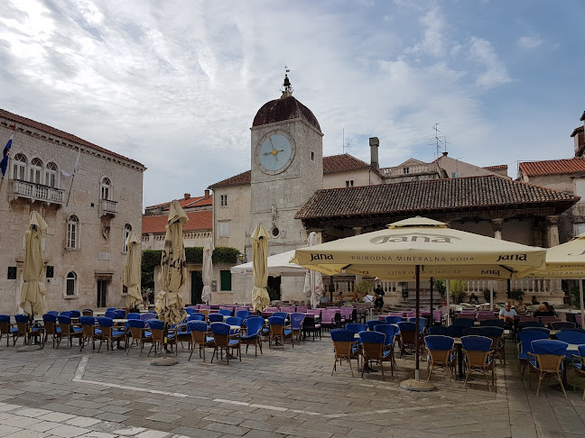 Gradska ul. 16, 21220, Trogir