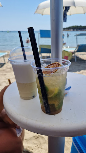 Comentarii opinii despre Beach bar Barracuda