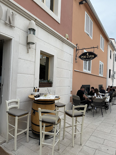 Opinii despre Pod Zvon în Novalja - Gastronomija i ugostiteljstvo