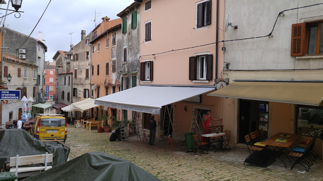 Zlatna Ribica - Gastronomija i ugostiteljstvo