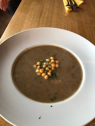 Gostionica "Kauzlarićevi dvori" - Gastronomija i ugostiteljstvo