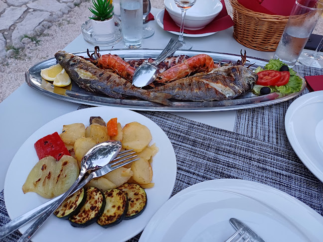 Opinii despre Konoba Gundulište în Polače - Gastronomija i ugostiteljstvo