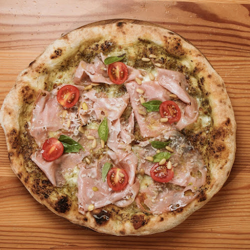 Old City Bar Pula - Gastronomija i ugostiteljstvo