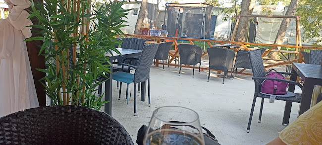 Opinii despre Beach & Burger bar Lostura în Privlaka - Gastronomija i ugostiteljstvo