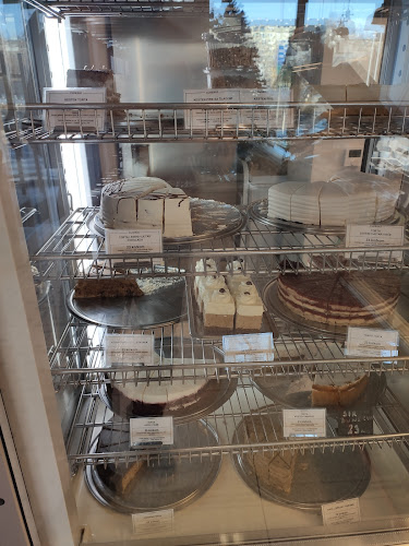 Pakoštanska ul. 12, 10000, Zagreb