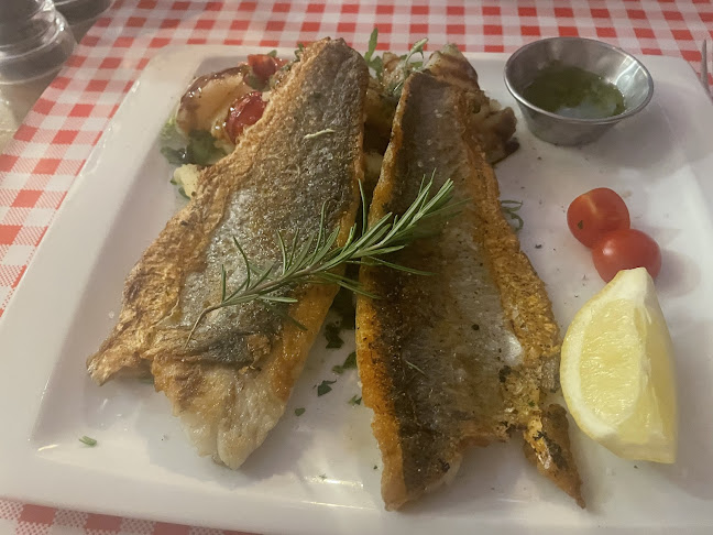 Opinii despre Mama's Pot Tavern în Dubrovnik - Gastronomija i ugostiteljstvo