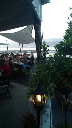 Comentarii opinii despre Bistro Macao & Catering