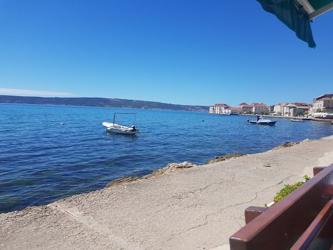 Obala kralja Tomislava 48, 21216, Kaštel Stari