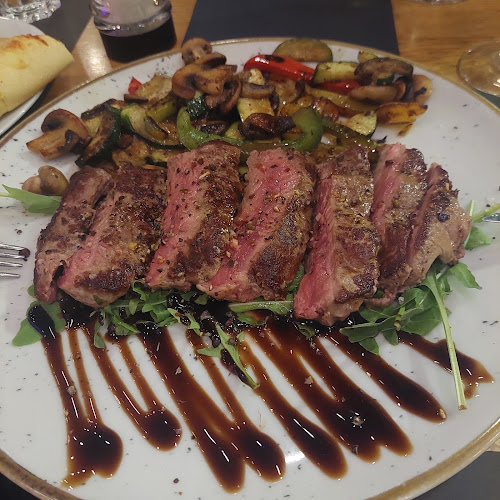 Pet Jedan Tapas Bar - Gastronomija i ugostiteljstvo