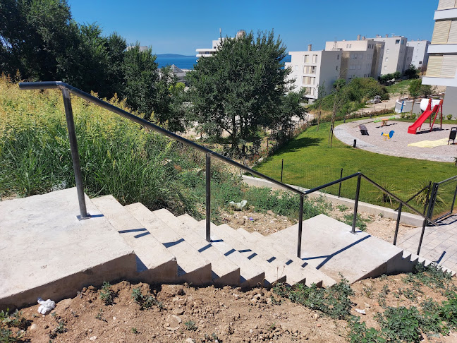 Caffe Bar Moby Dick - Gastronomija i ugostiteljstvo