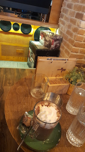 London Bar - Đakovo