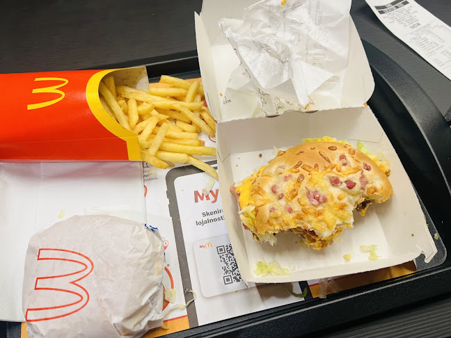 Opinii despre McDonald's Sisak în Sisak - Gastronomija i ugostiteljstvo
