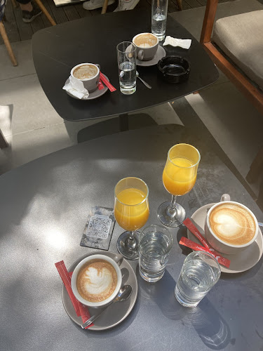 Opinii despre Nico's Bar în Zagreb - Gastronomija i ugostiteljstvo