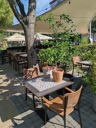 Opinii despre Bistro Adria în Novi Vinodolski - Gastronomija i ugostiteljstvo