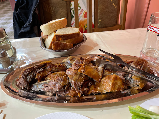 Opinii despre Restoran Zlatna Potkova în Gospić - Gastronomija i ugostiteljstvo