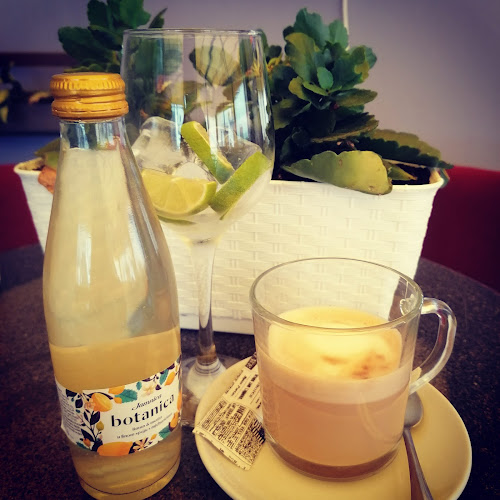 Comentarii opinii despre Caffe Bar " History " Klana