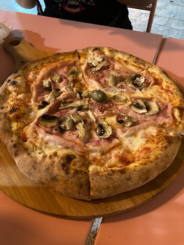 Koka Pizza - Gastronomija i ugostiteljstvo