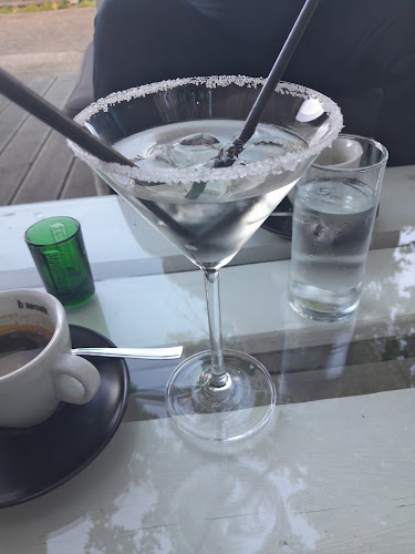 Rich Gardens Bar - Gastronomija i ugostiteljstvo