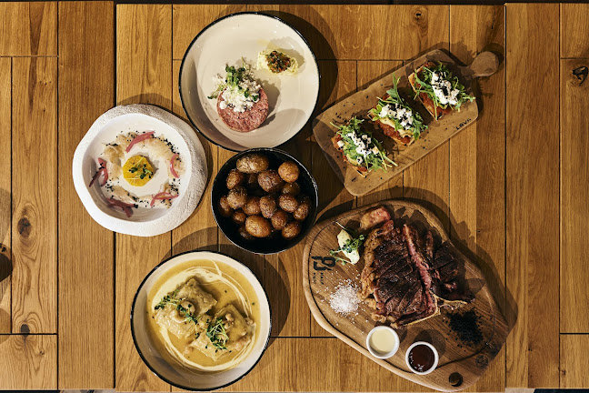 Opinii despre Half 8 Restaurant, Novigrad în Novigrad - Gastronomija i ugostiteljstvo