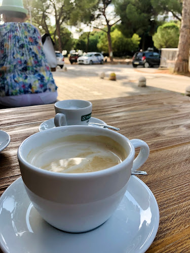 Opinii despre Destino Coffee & Wine Bar în Zadar - Gastronomija i ugostiteljstvo