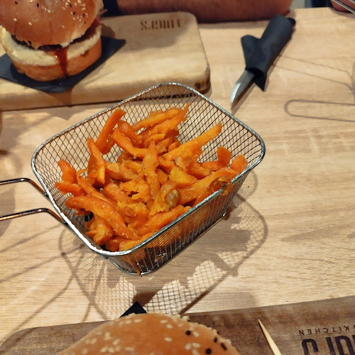 Cesta Dr. Franje Tuđmana 817, 21216, Kaštel Novi