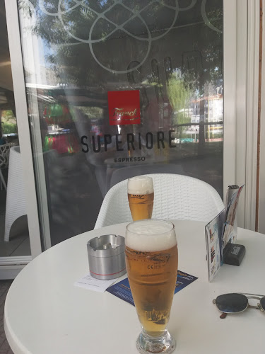 Caffe Bar White Room - Gastronomija i ugostiteljstvo