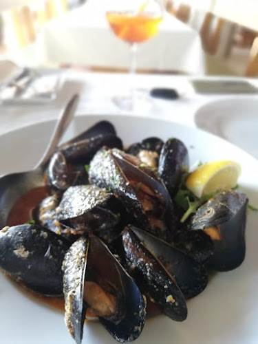 Opinii despre Restaurant Plavi Val în Tribunj - Gastronomija i ugostiteljstvo