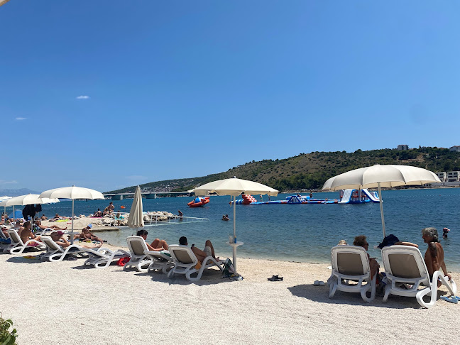 Baketina, vl. Tomislav Poljičanin Prki - Gastronomija i ugostiteljstvo