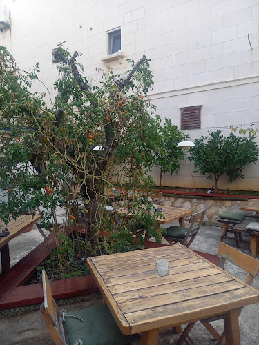 Konoba Kaciol - Gastronomija i ugostiteljstvo