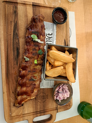 Comentarii opinii despre River pub