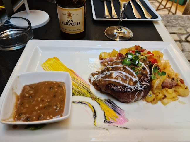 Vrata pod zidom 4, 52210, Rovinj