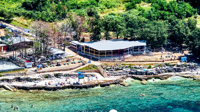 Macumba Beach Club & Grill - Mareda