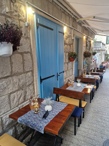 Opinii despre Cicibela food and wine bar (SPLIT) în Split - Gastronomija i ugostiteljstvo