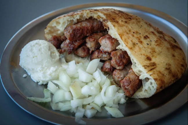 Ul. Bruna Bušića 4, 21000, Split