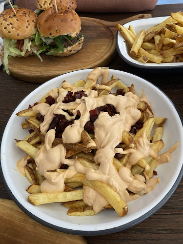 Submarine Burger Tkalčićeva - Gastronomija i ugostiteljstvo