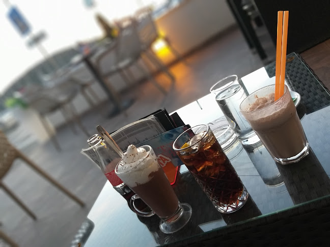 Comentarii opinii despre Queen Elizabeth