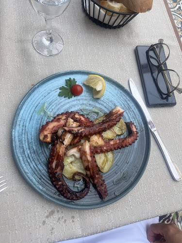 Comentarii opinii despre Grande Luna