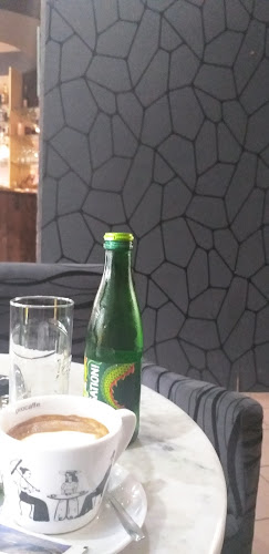 Opinii despre Caffe Bar Baltazar în Knin - Gastronomija i ugostiteljstvo