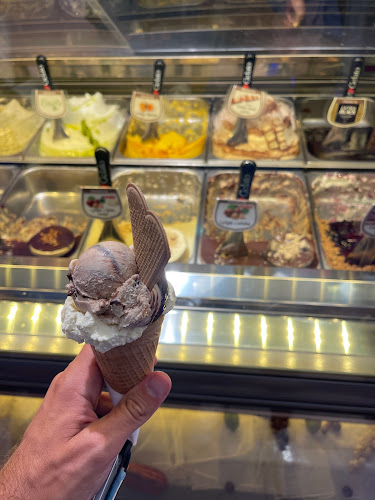 Opinii despre Slastičarnica KaGrom Ice Cream shop Šibenik în Šibenik - Gastronomija i ugostiteljstvo