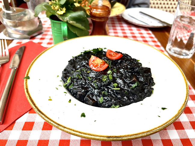 Comentarii opinii despre Mama's Pot Tavern